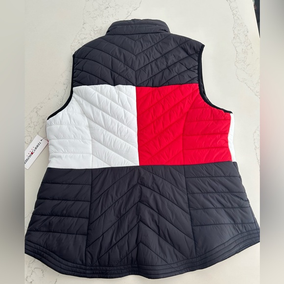 New Tommy Hilfiger Adults Yacht Jacket Size Large NWT - Picture 3 of 8